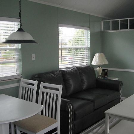 Tropical Palms Premium Two-Bedroom Loft Cottage 77 Orlando Buitenkant foto