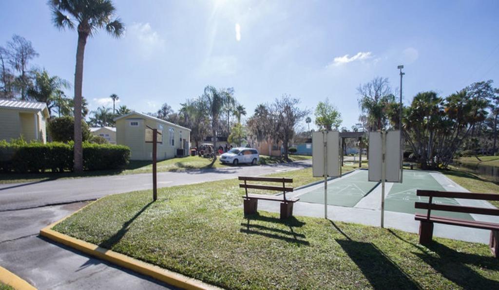 Tropical Palms Premium Two-Bedroom Loft Cottage 77 Orlando Buitenkant foto