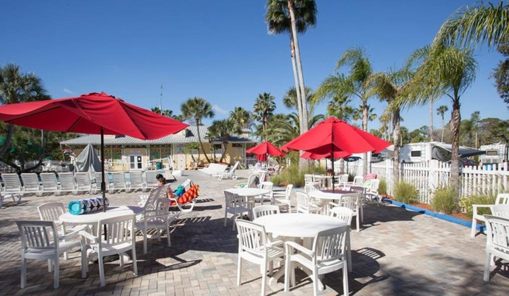 Tropical Palms Premium Two-Bedroom Loft Cottage 77 Orlando Buitenkant foto