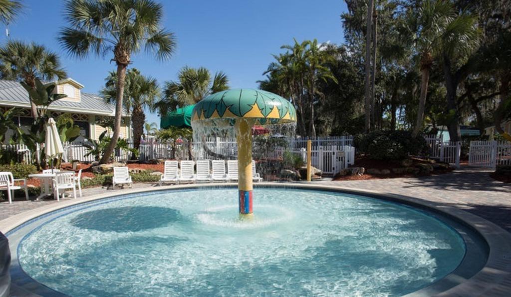 Tropical Palms Premium Two-Bedroom Loft Cottage 77 Orlando Buitenkant foto