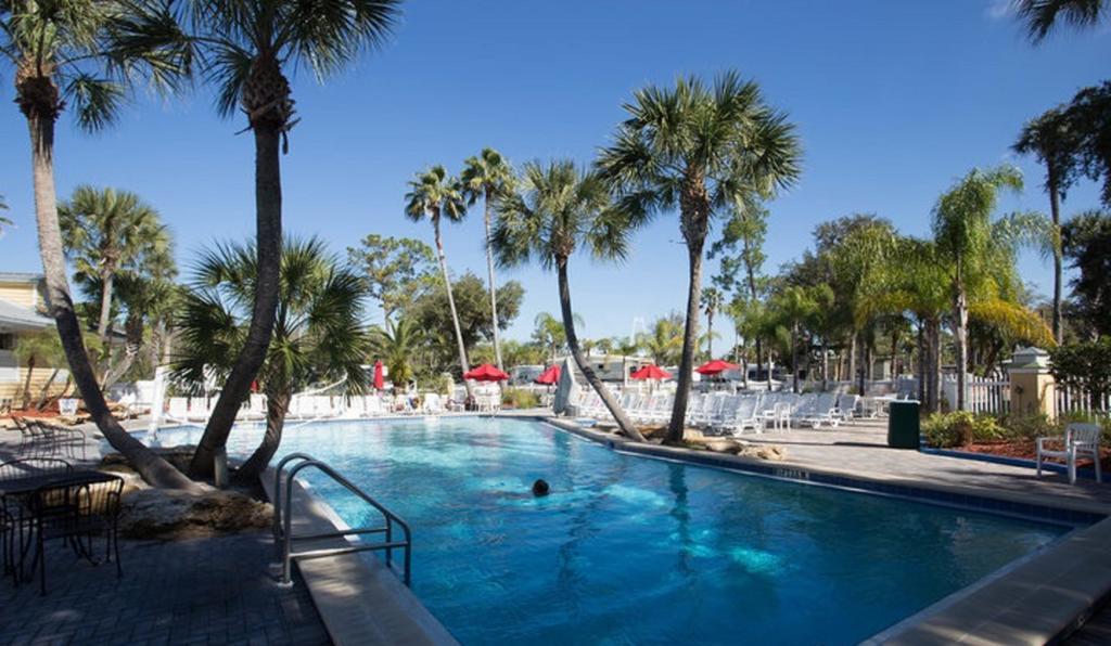 Tropical Palms Premium Two-Bedroom Loft Cottage 77 Orlando Buitenkant foto