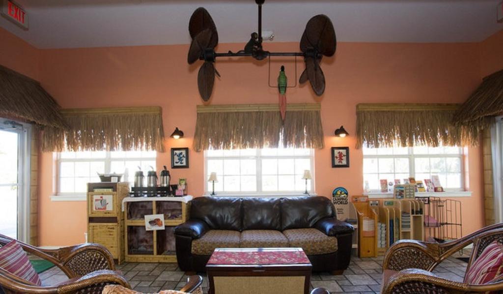 Tropical Palms Premium Two-Bedroom Loft Cottage 77 Orlando Buitenkant foto