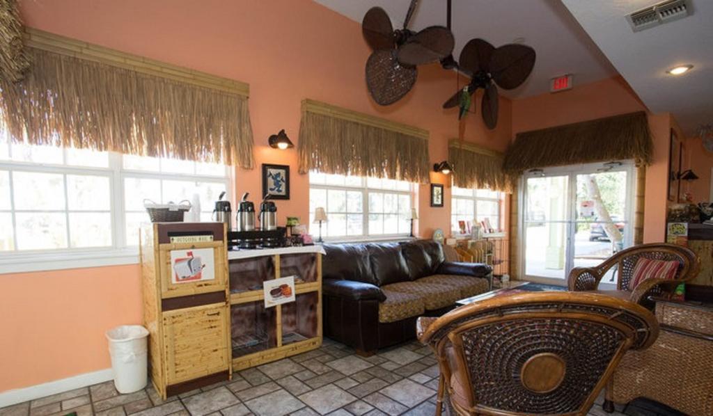 Tropical Palms Premium Two-Bedroom Loft Cottage 77 Orlando Buitenkant foto